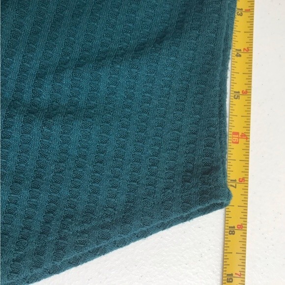 Chaser Waffle Knit Thermal Button Cuff Green Long Sleeve Round Neck Women Medium - Picture 12 of 14